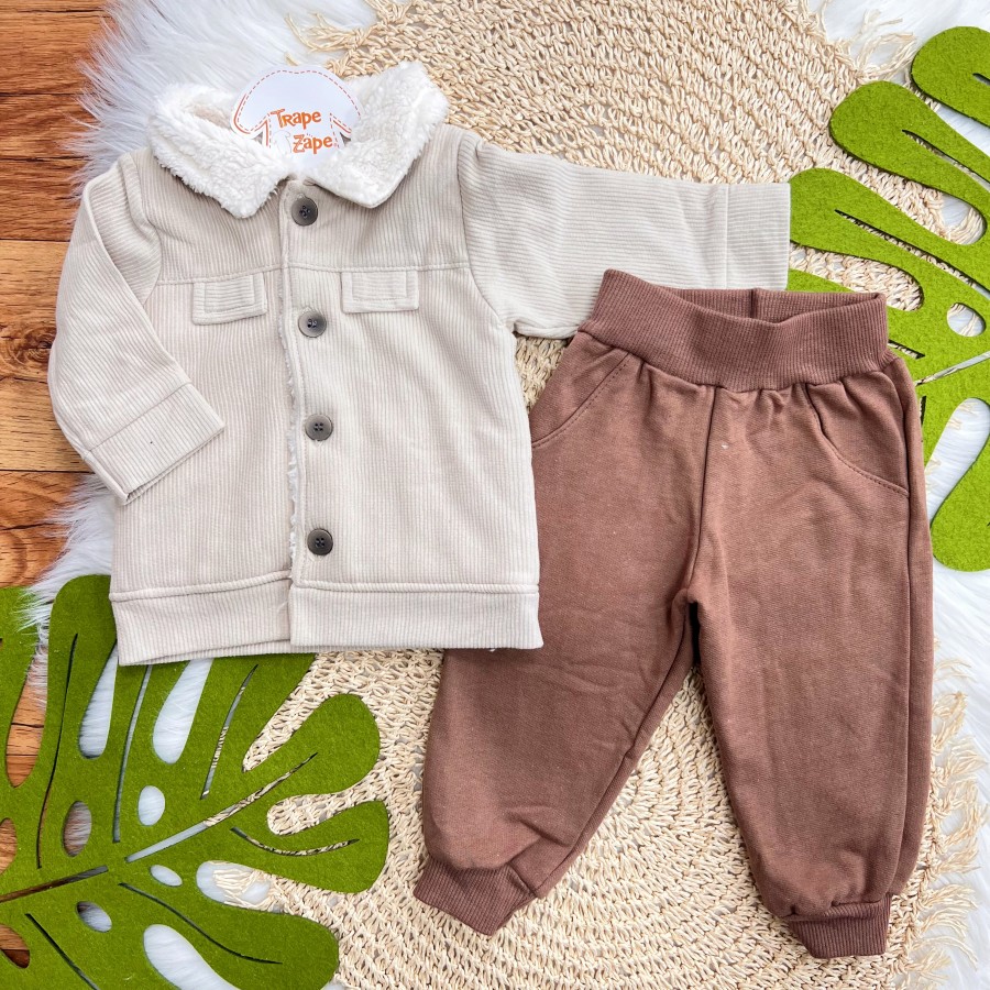 Conj. Casaco Canelado com Pelinho e Calça de Moletom - Areia